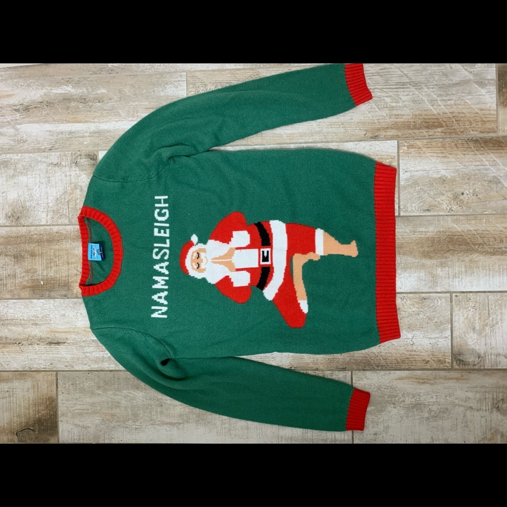 Green Christmas sweater